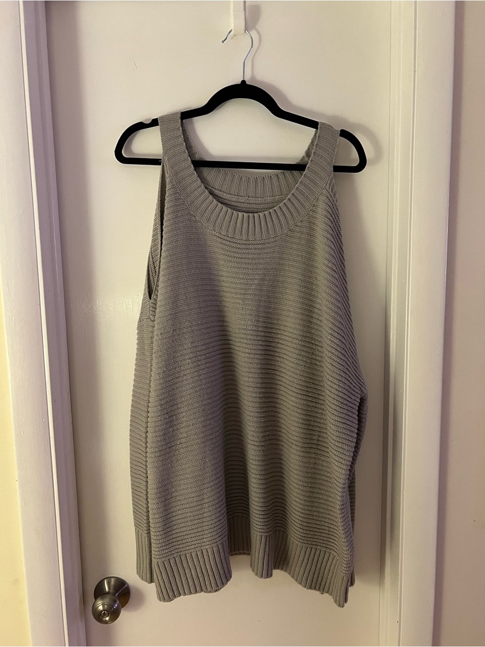 Cold-Shoulder Ribbed Knit Sweater - Gray - Picture 3 of 6